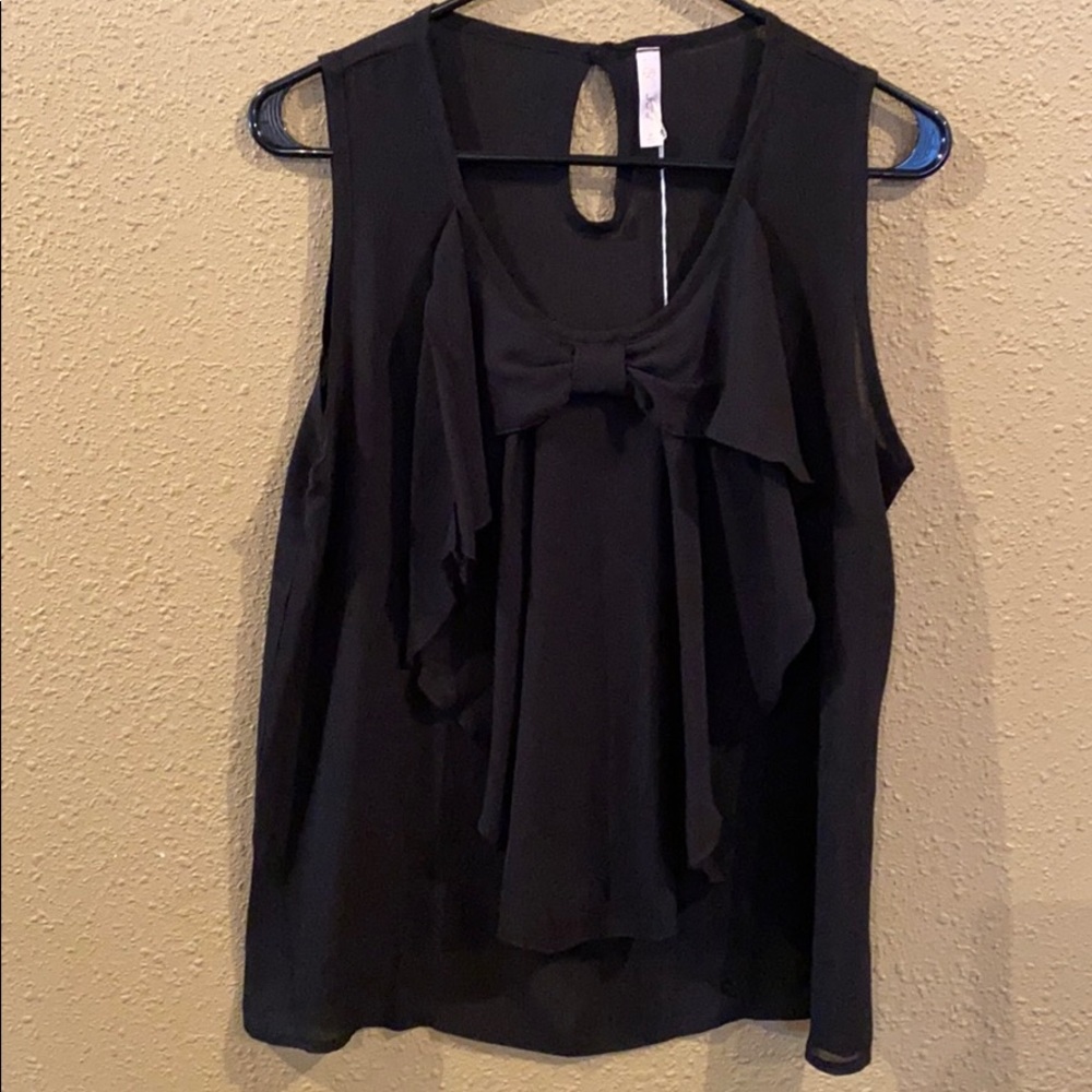 Black tank top blouse with bow on front